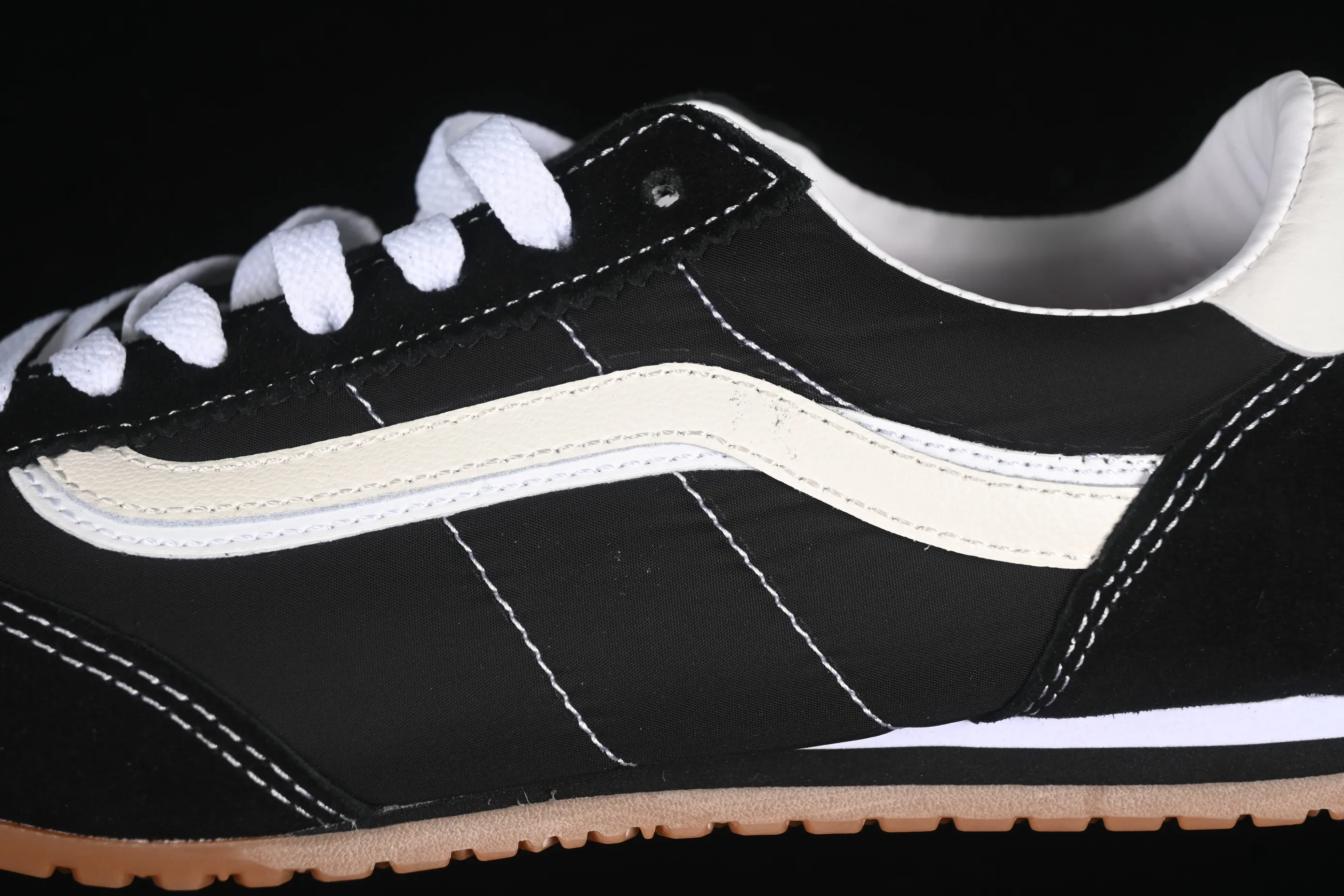 All categories Vans Vans series Vans Low Vans low-top Vans Super Lowpro Vans retro fashion comfortable versatile casual sneakers VN000D83BR1